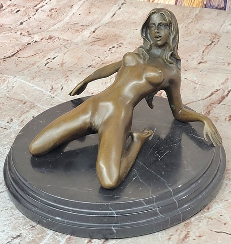 Statue marbre femme nue - en,