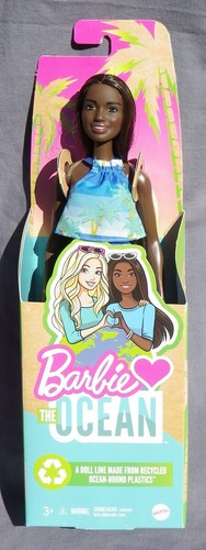 Barbie love the ocean plage - ocean,