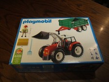 Tracteur avec remorque vintage