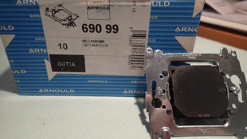 Arnould initia 69099 - initia, ou