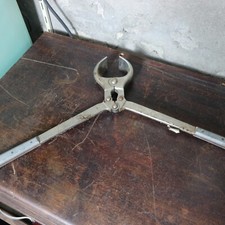 ancien outil VETERINAIRE ELEVAGE PINCE A CASTRER CASTRATION GASSELIN MARTELLEUSE