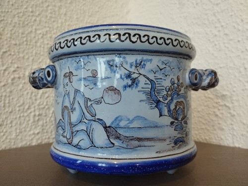 Cache pot faience - en, nevers
