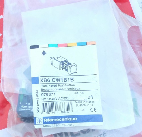 Telemecanique xb6cw1b1b 076371 - xb6cw1b1b,