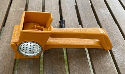 Râpe fromage mouli grater - mouli,
