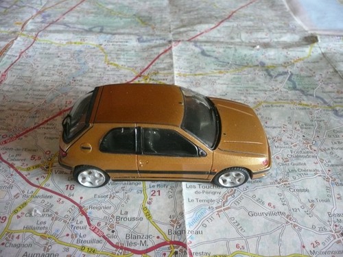 Peugeot 306 ancienne - peugeot,