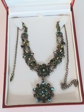 Collier  pendentif perles