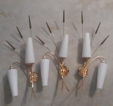 3 appliques vintage de Maison Lunel, 1950s en laiton avec opalines