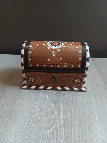 Petit coffret bois - en,