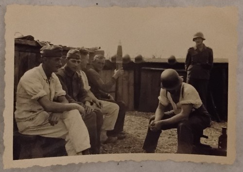 Ww2 protective wall break - ww2.,