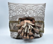 Ancien coussin de dentellière