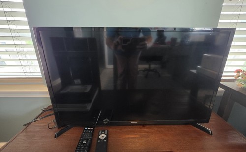 Samsung black flat screen - black,