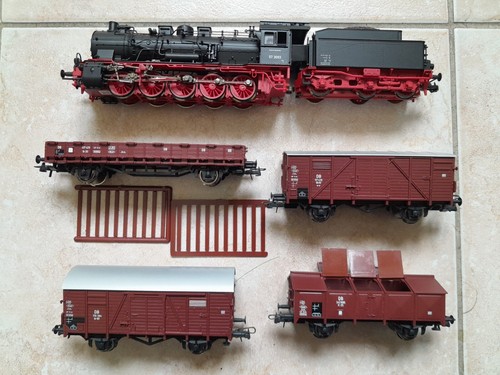 Rame train echelle - train,