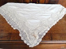 superbe ouvrage brodé  jours