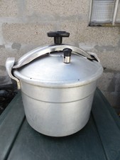 Ancienne cocotte minute - cocotte,