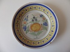 ancienne assiette en Faïence de QUIMPER signée HB Quimper