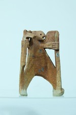 Sculpture design grès minimaliste Lodereau La Borne Homme au loup céramique