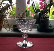 1 coupe à champagne en cristal saint louis modèle caton signée H 10,5 cm
