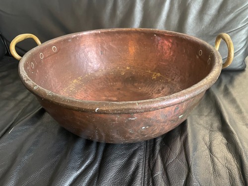 Ancienne bassine marmite - /,