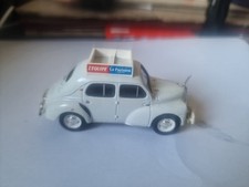 Miniatures de Norev Renault 4CH -n l'équipe (Tour de France )