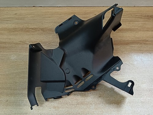 Cache plastique carenage - plastique,