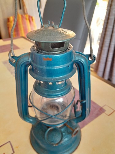 Ancienne lampe tempête - ancienne, à