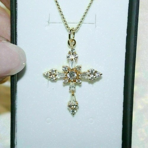 Pendentif croix moissanite - pendentif, en
