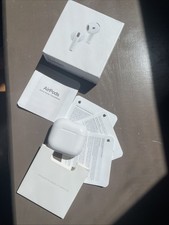 Apple AirPods 4 avec