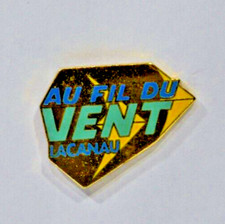 Pin's LACANAU 33 GIRONDE AU