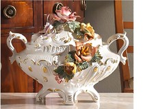 Ornement porcelaine - ornement,