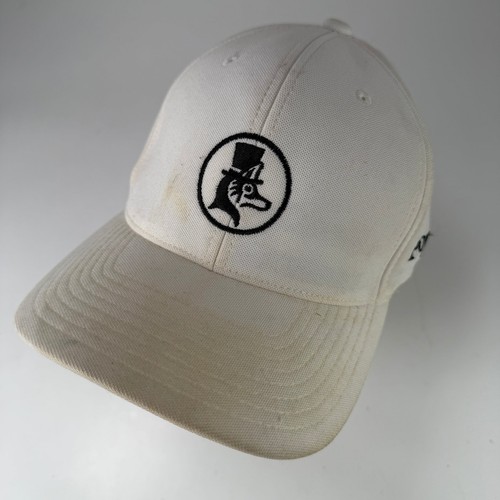 Yupoong proper fox logo 110 - logo,