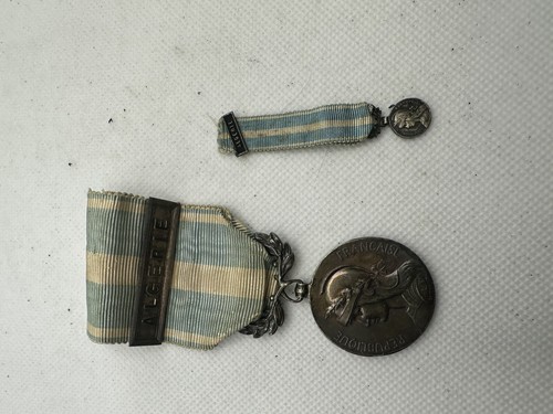 Medaille coloniale argent - argent, avec