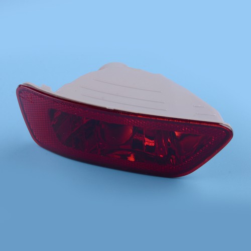 Left rear bumper reflector - rear,