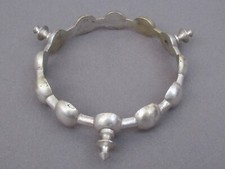 Anneau en bronze argenté à