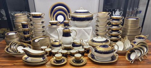 217pcs aynsley georgian cobalt - 217pcs,