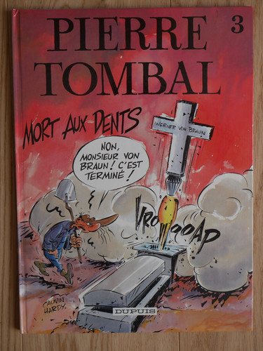 Pierre tombal mort aux - tombal,