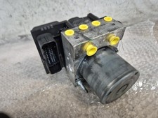 Bloc ABS (freins anti-blocage)