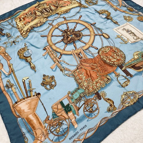 écharpe hermes carre musee - Écharpe,