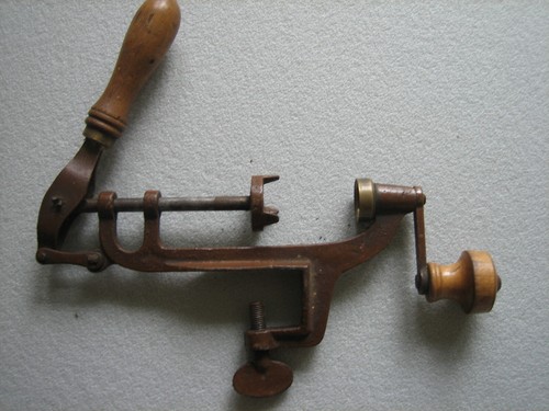 Ancien sertisseur cal - , 16