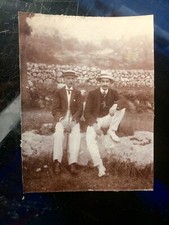  PHOTO Hommes Pére Fils Canotier Pantalon blanc Costume Restanque 