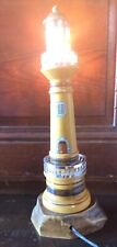 Vintage: Ancienne et insolite lampe en bois PHARE - Fonctionne.    C17
