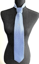 Cravate Gianni Versace 100% soie bleue à motif labyrinthe géométrique 