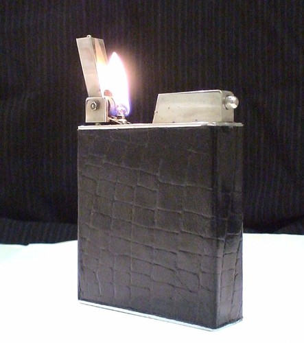 Briquet ancien bureau - briquet,