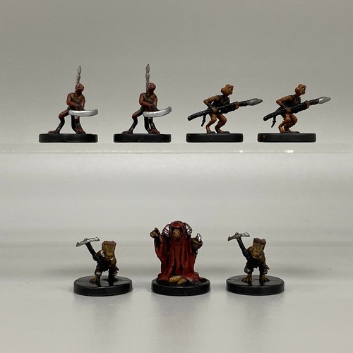 Lot figurines d donjons - figurines,