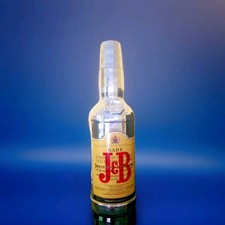 Superbe robe décorative pour bouteille j&b scotch whisky