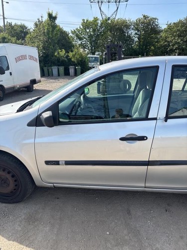 Porte avant gauche renault - gauche,