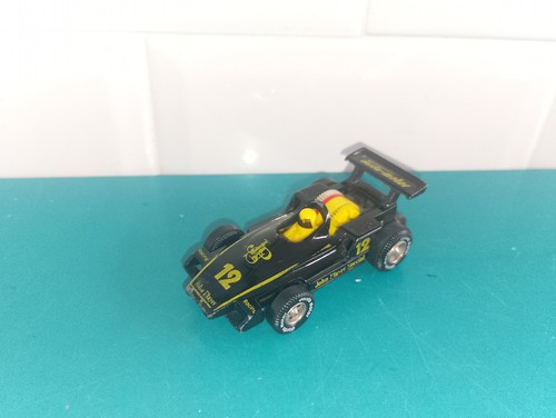 1705262 voiture darda - voiture,