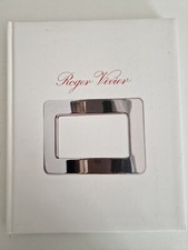 Livre ROGER VIVIER - D'un Soulier l'autre  - editions du regard - Nadine Coleno