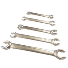 CLES A TUYAUTER 6 PANS DE 8 -