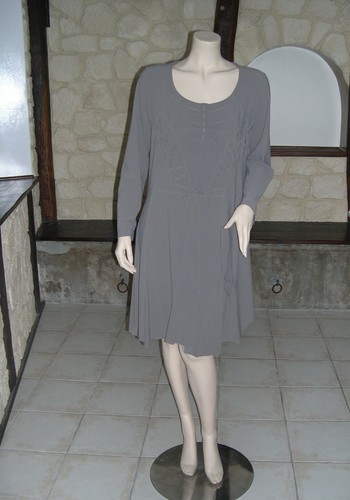 Superbe robe square - , 46