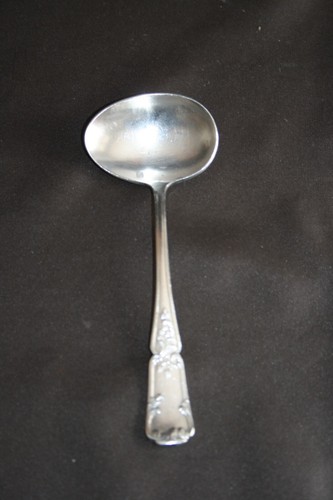 Cuillère bouillie ancienne - cuillère,